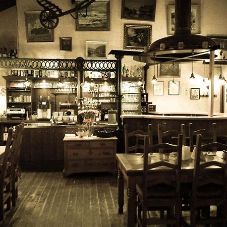 Altes Bierhaus Hotel Arzbach Екстериор снимка
