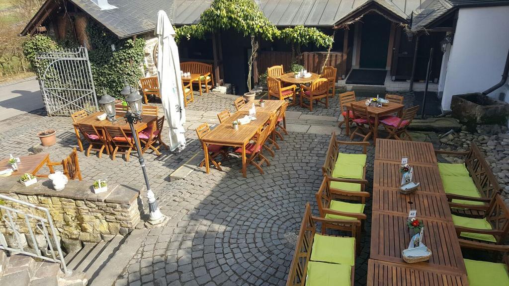Altes Bierhaus Hotel Arzbach Екстериор снимка