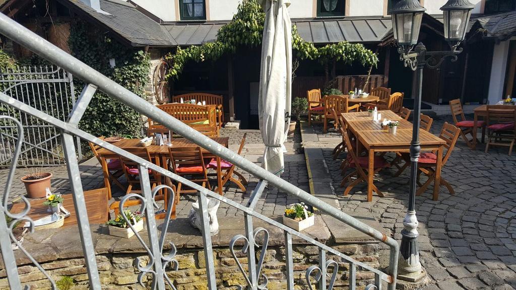 Altes Bierhaus Hotel Arzbach Екстериор снимка