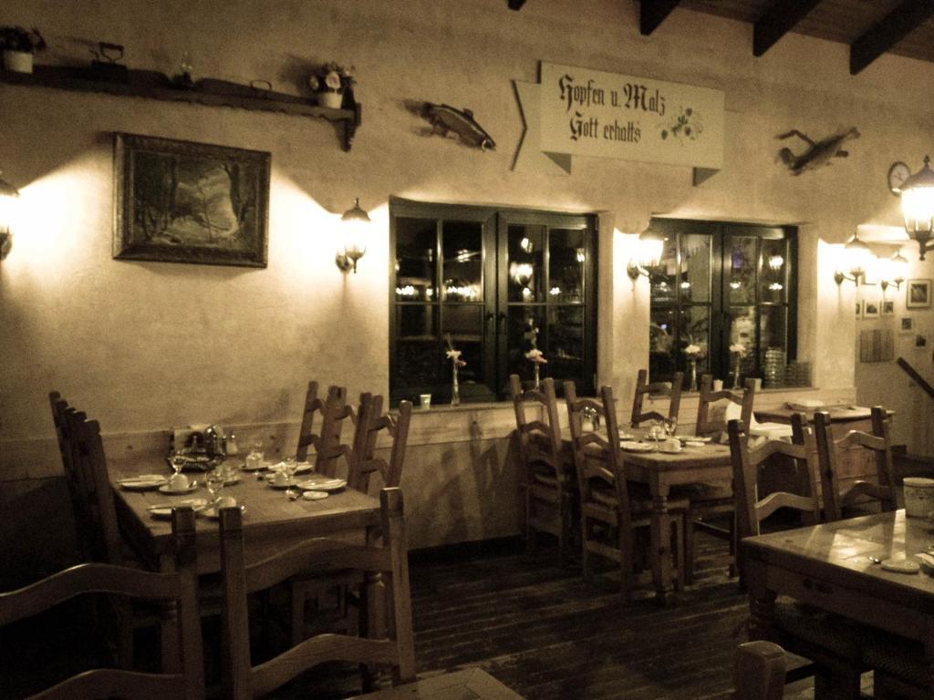 Altes Bierhaus Hotel Arzbach Екстериор снимка