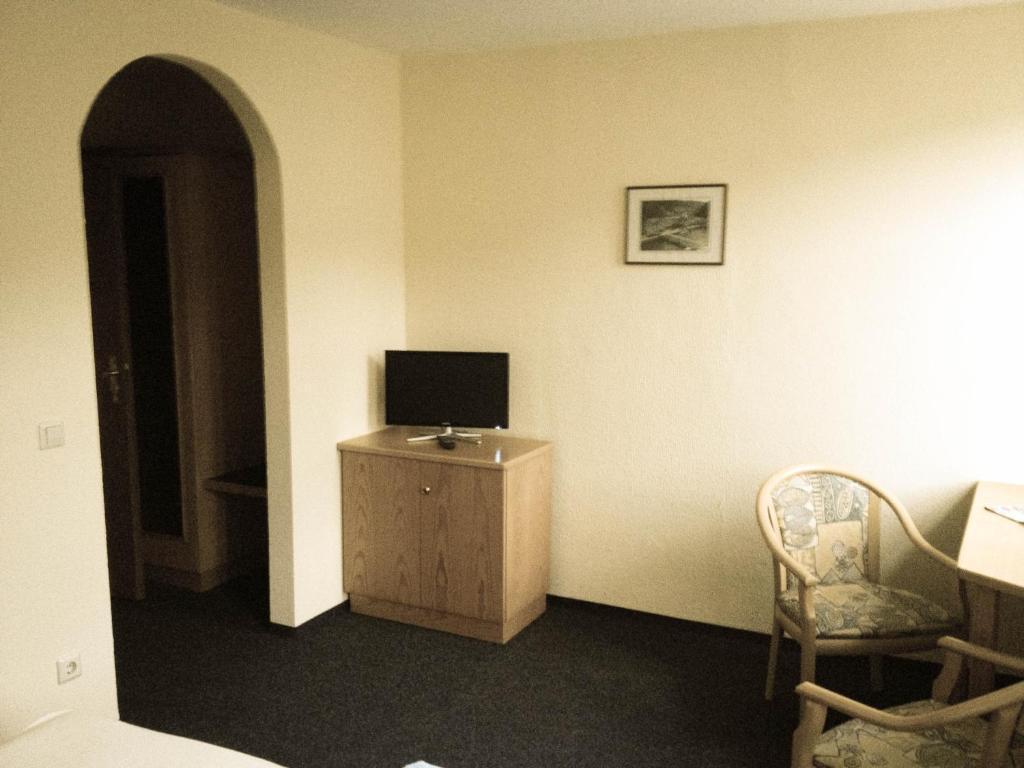 Altes Bierhaus Hotel Arzbach Екстериор снимка