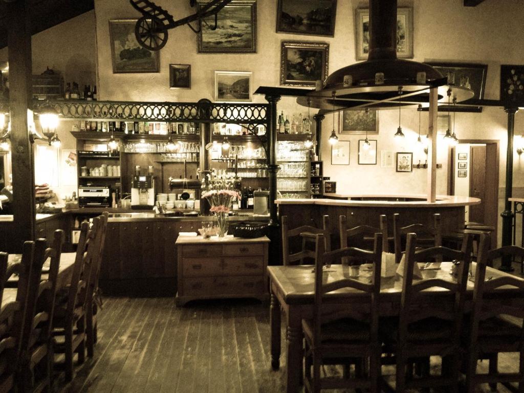 Altes Bierhaus Hotel Arzbach Екстериор снимка